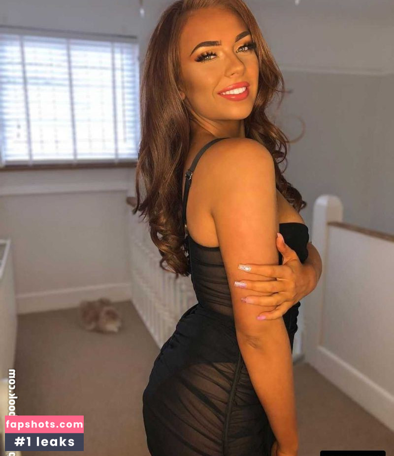 Demi Jones gallery photo #34