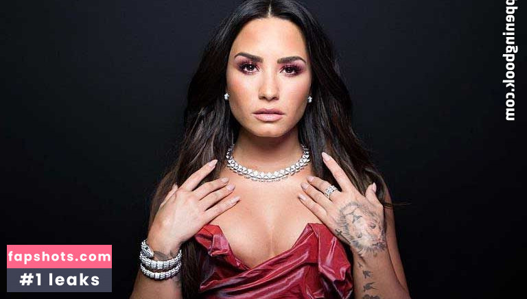 Demi Lovato gallery photo #1005