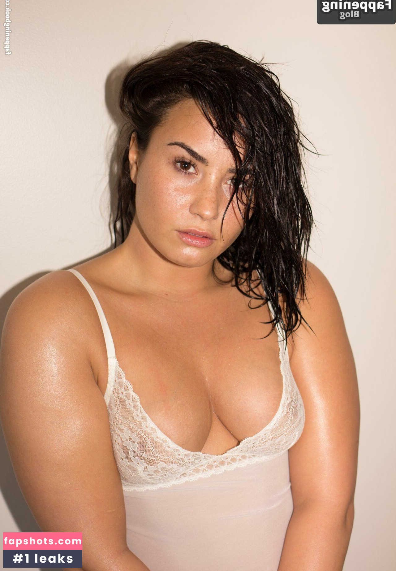 Demi Lovato gallery photo #102