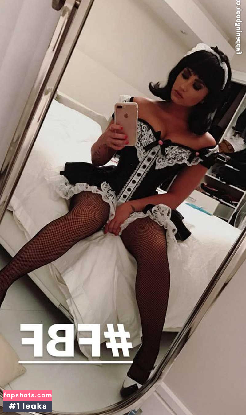 Demi Lovato gallery photo #1017
