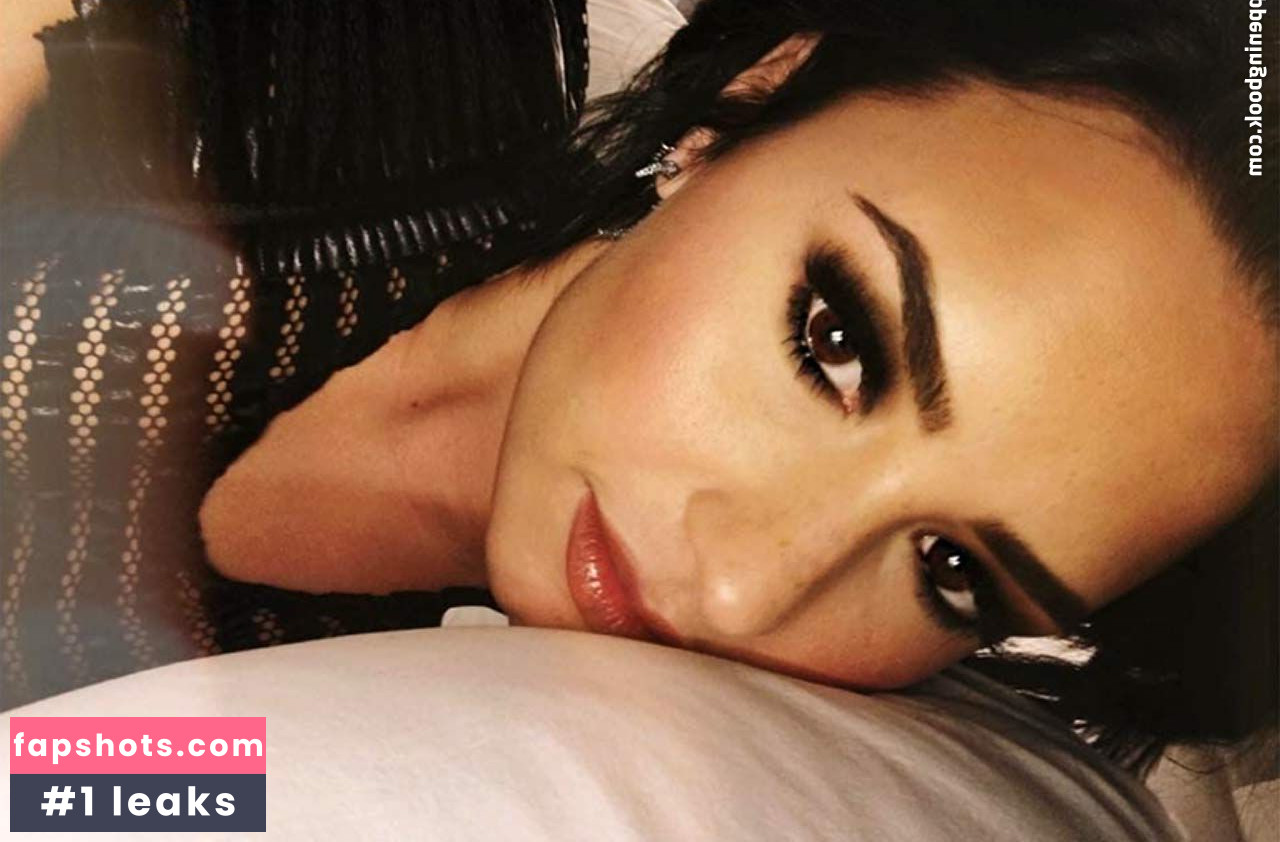 Demi Lovato gallery photo #1020
