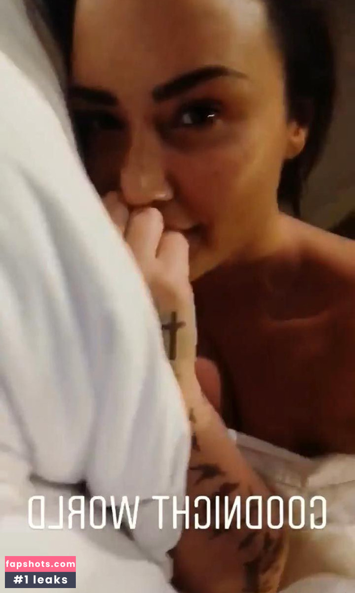 Demi Lovato gallery photo #1036