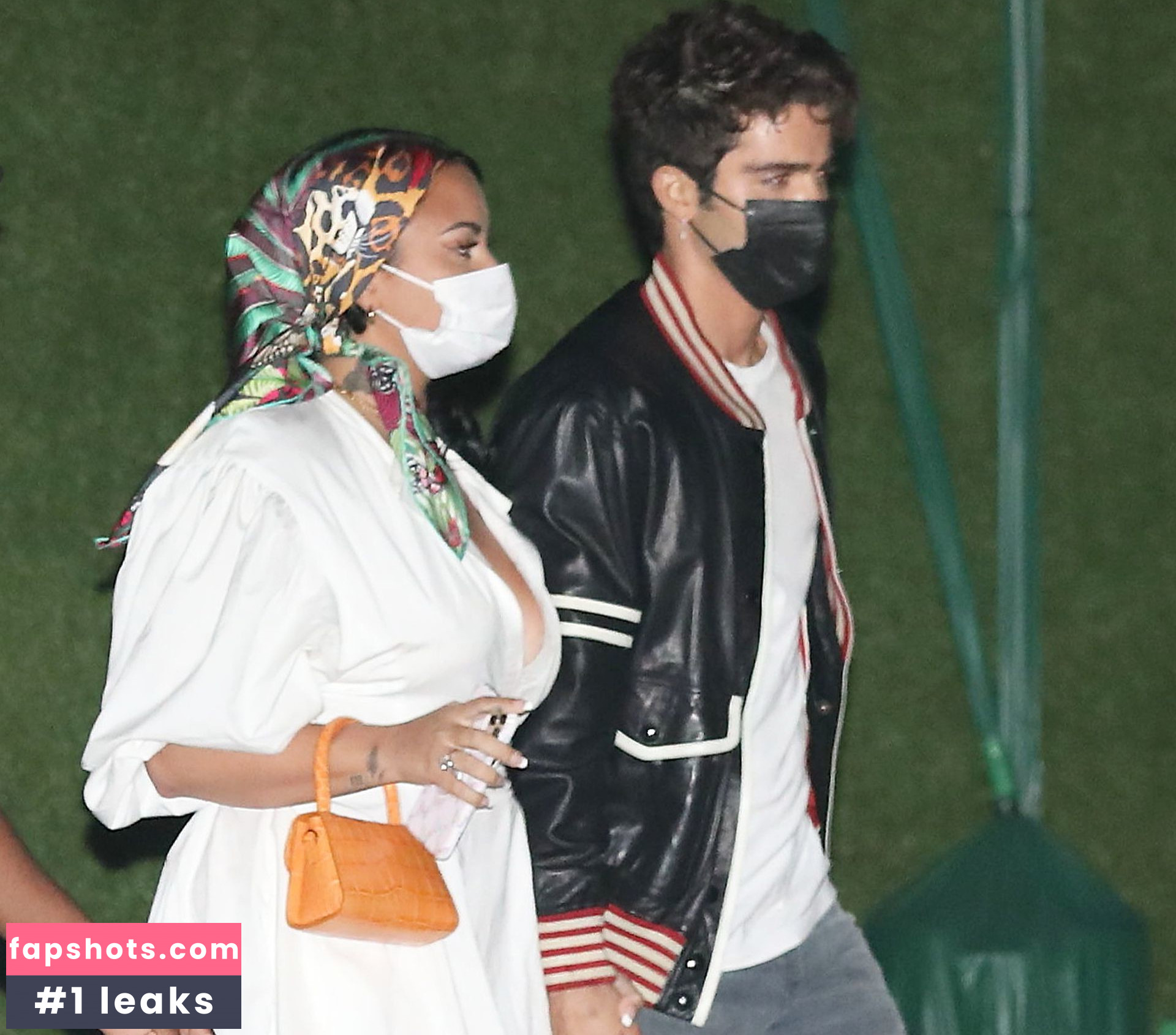 Demi Lovato gallery photo #1098