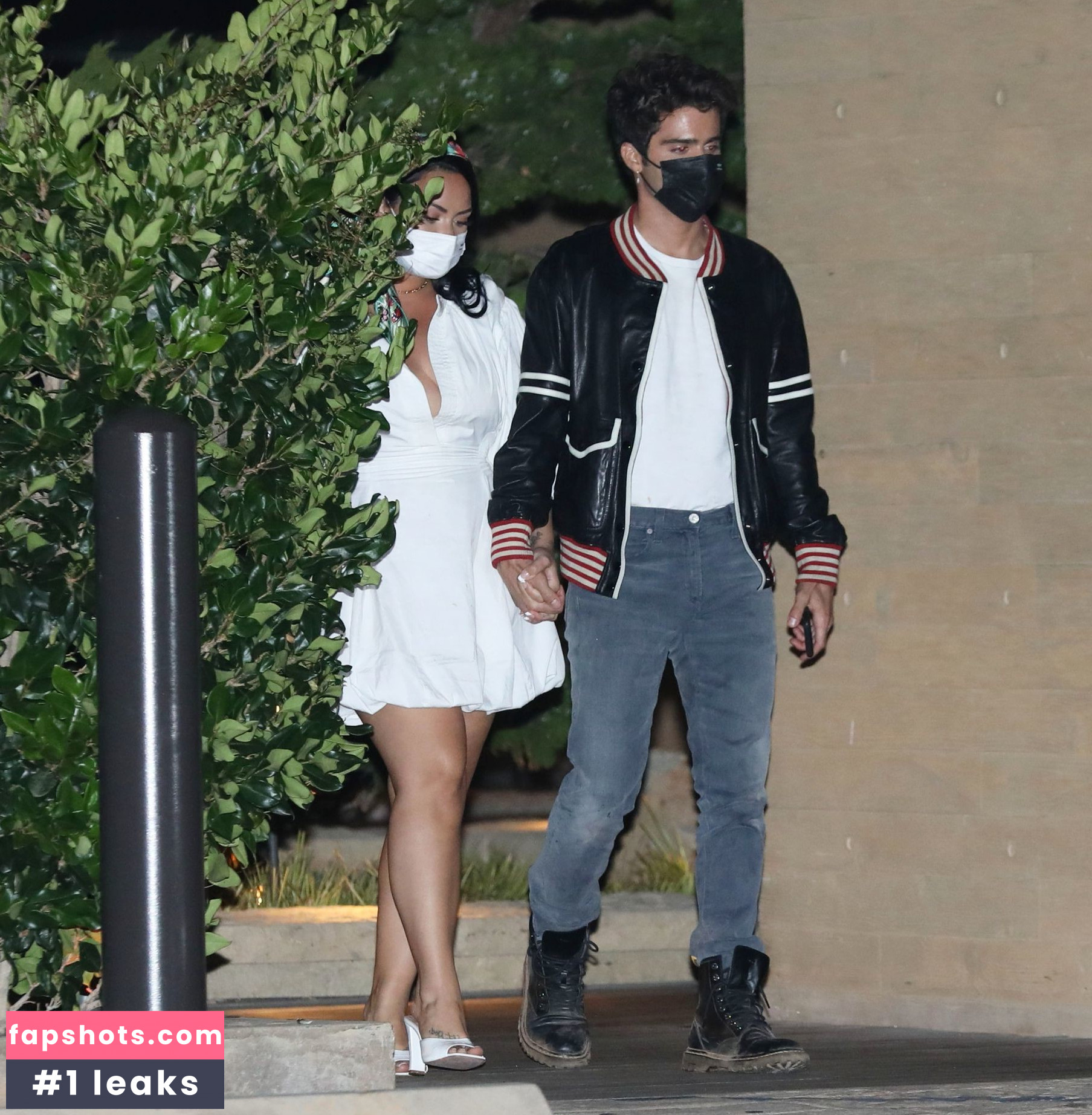 Demi Lovato gallery photo #1100