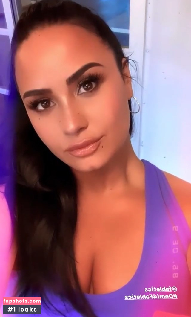 Demi Lovato gallery photo #1119