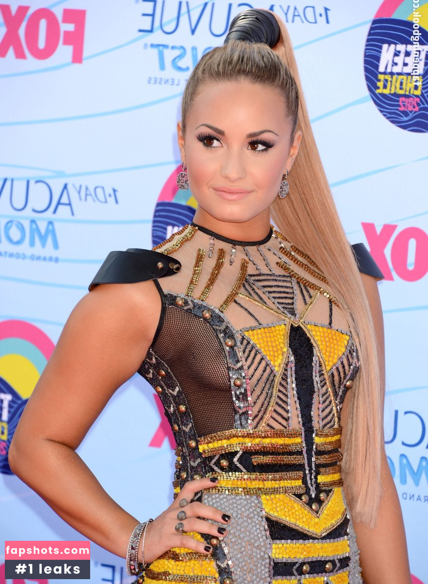 Demi Lovato gallery photo #1158
