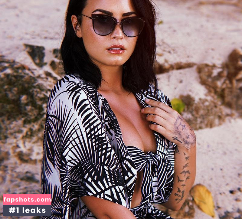 Demi Lovato gallery photo #1201