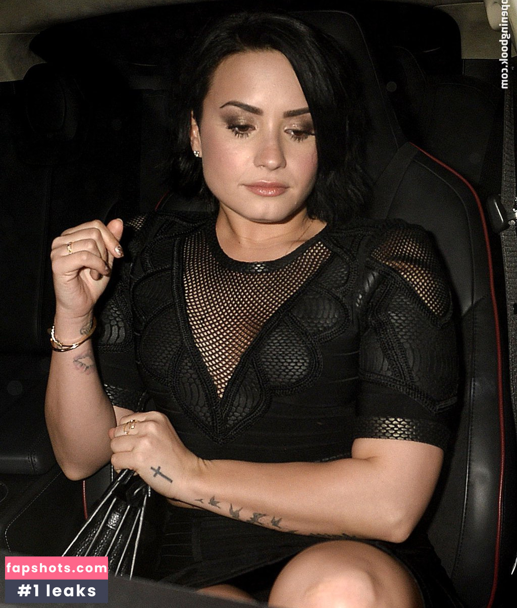 Demi Lovato gallery photo #1217