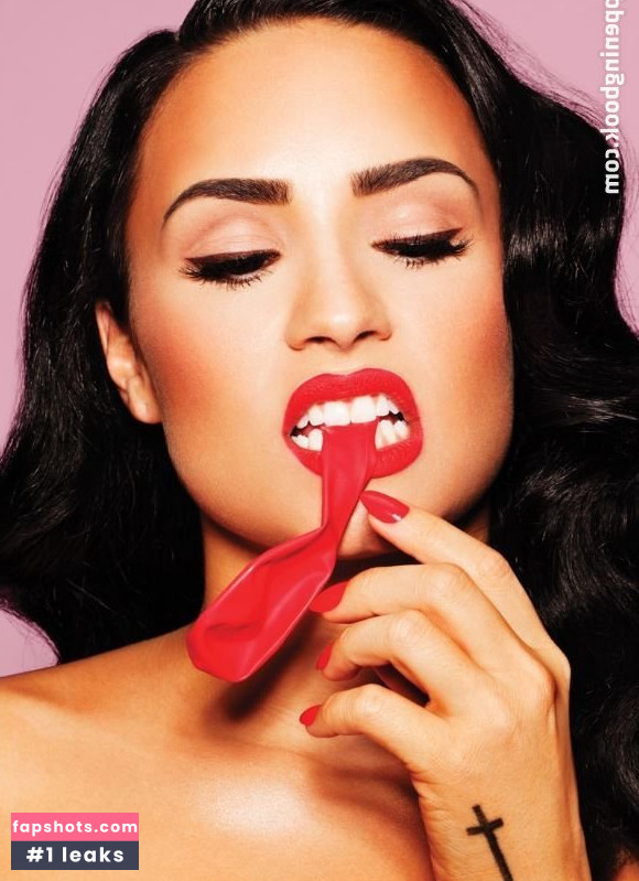 Demi Lovato gallery photo #1223