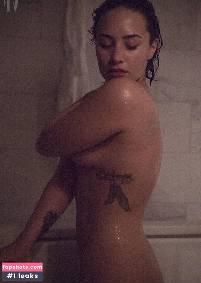 Demi Lovato gallery photo #1239