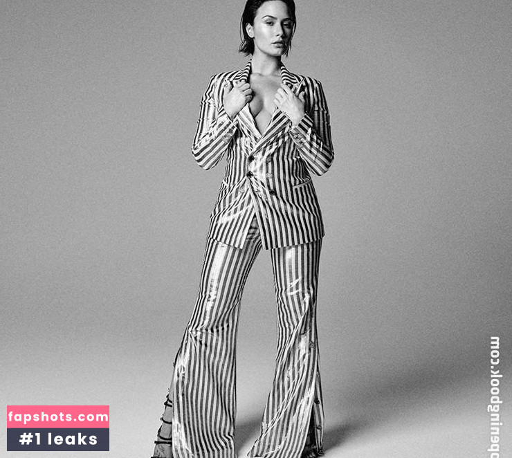 Demi Lovato gallery photo #1243