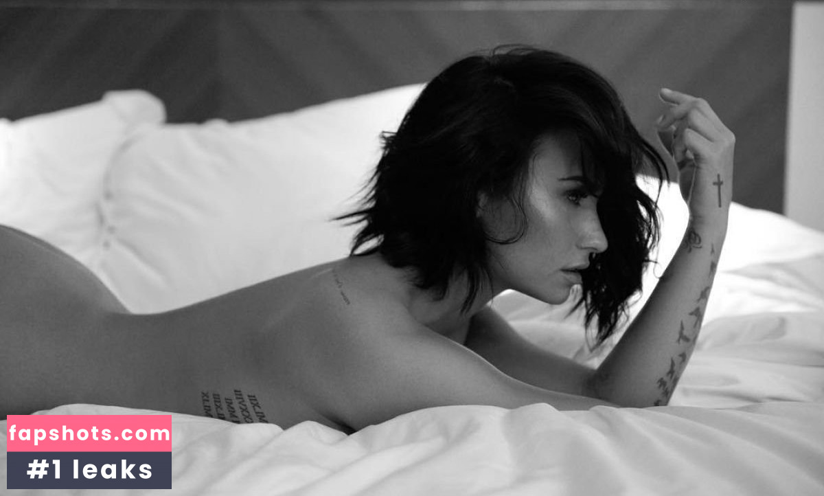 Demi Lovato gallery photo #1246