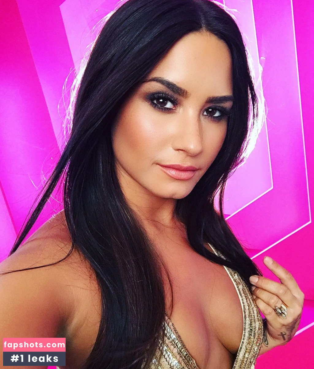 Demi Lovato gallery photo #1270