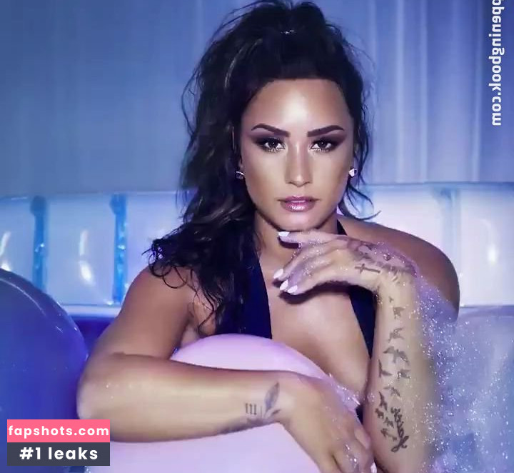Demi Lovato gallery photo #1274