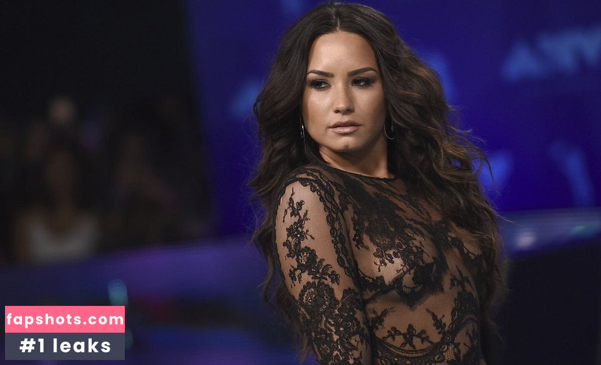 Demi Lovato gallery photo #1340