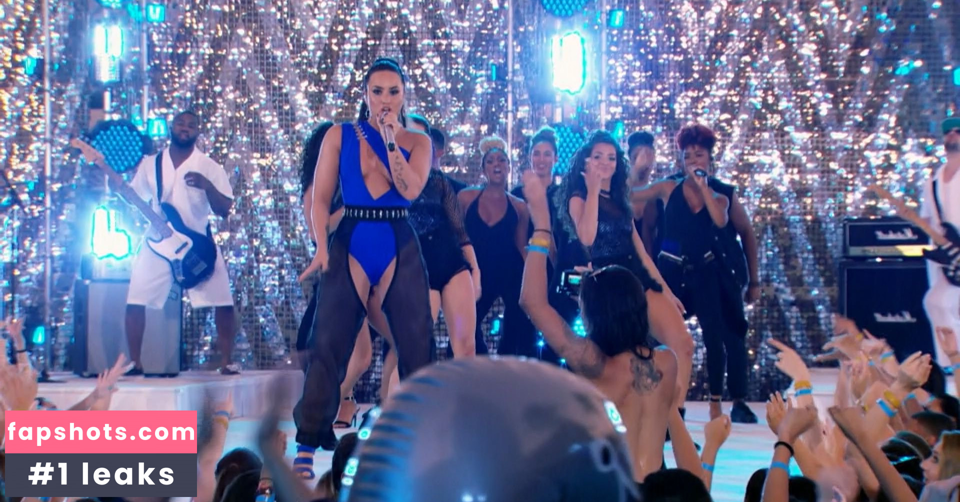 Demi Lovato gallery photo #1372