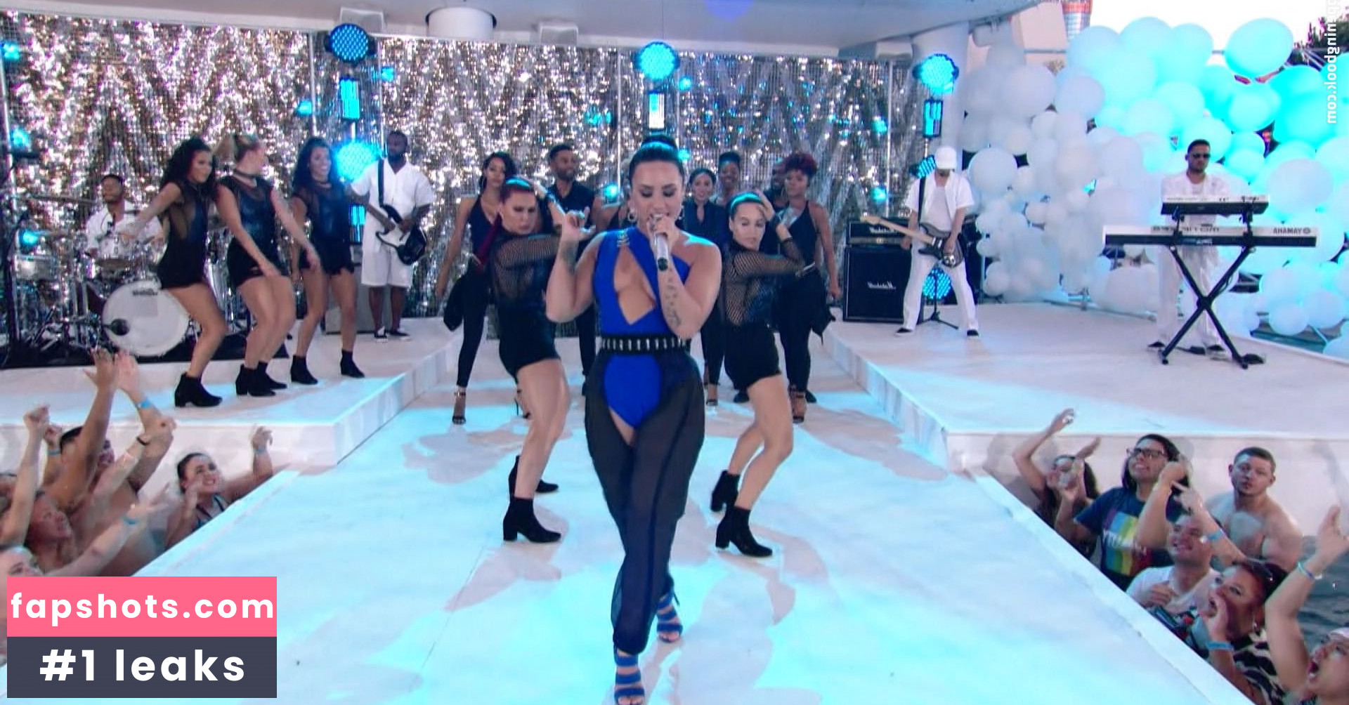 Demi Lovato gallery photo #1373