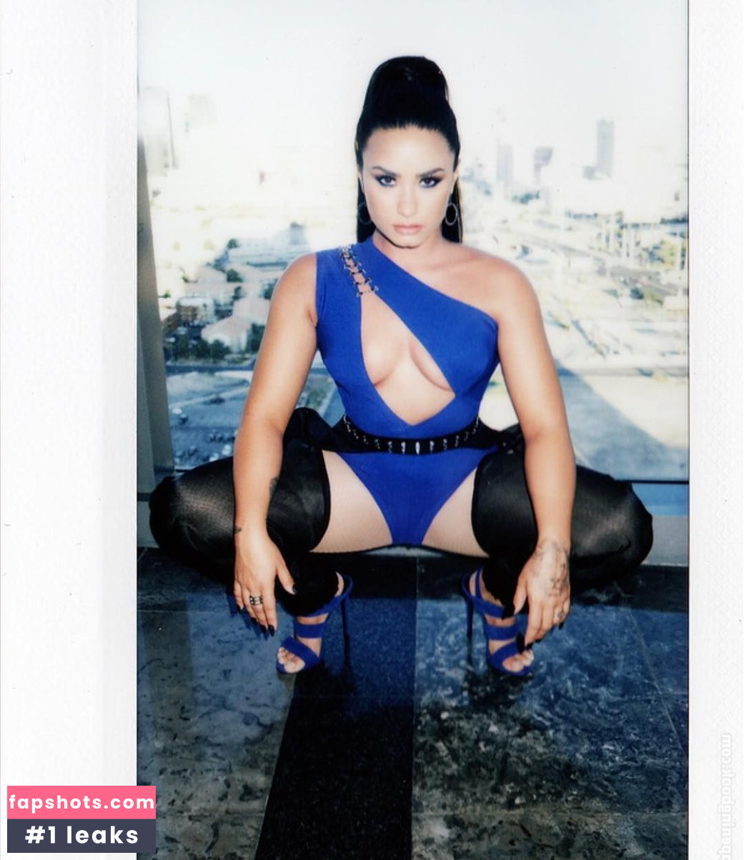 Demi Lovato gallery photo #1379