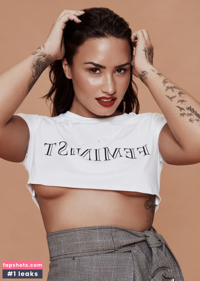 Demi Lovato gallery photo #1386
