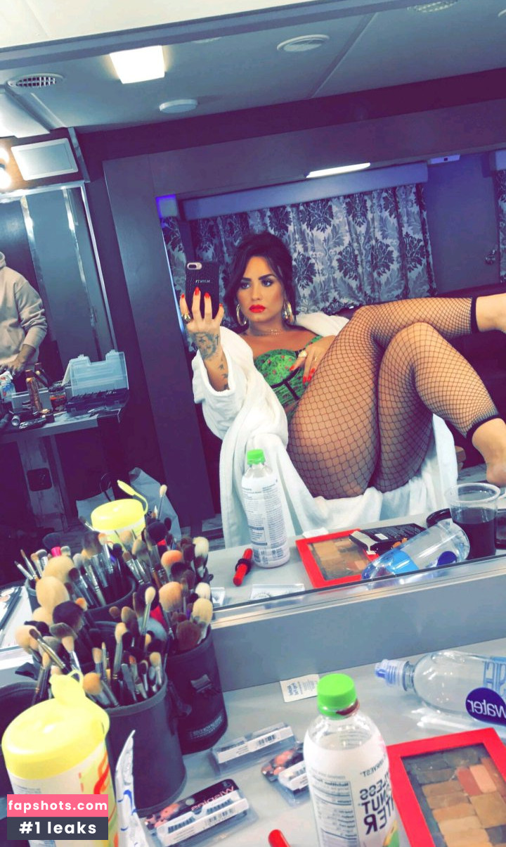 Demi Lovato gallery photo #1397