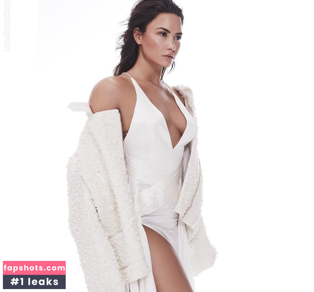Demi Lovato gallery photo #1413