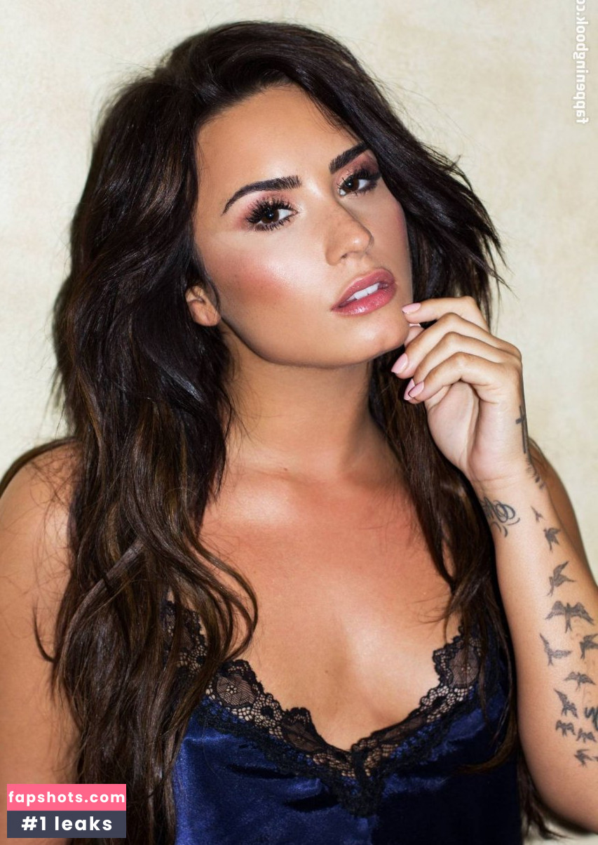 Demi Lovato gallery photo #1457