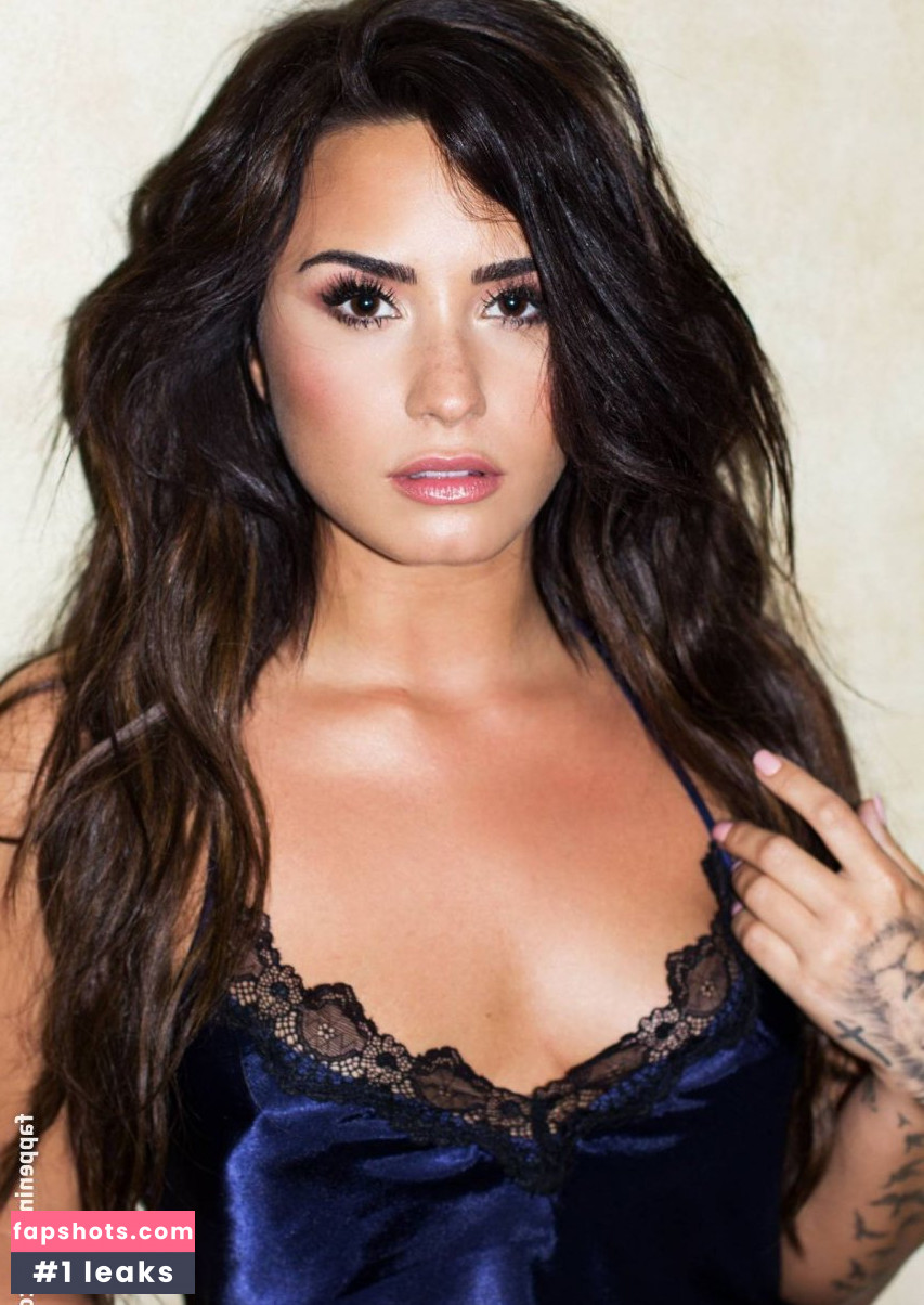 Demi Lovato gallery photo #1461