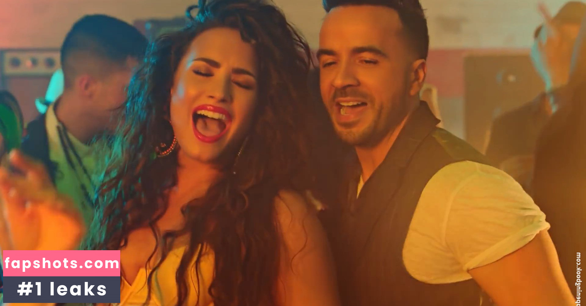 Demi Lovato gallery photo #1475