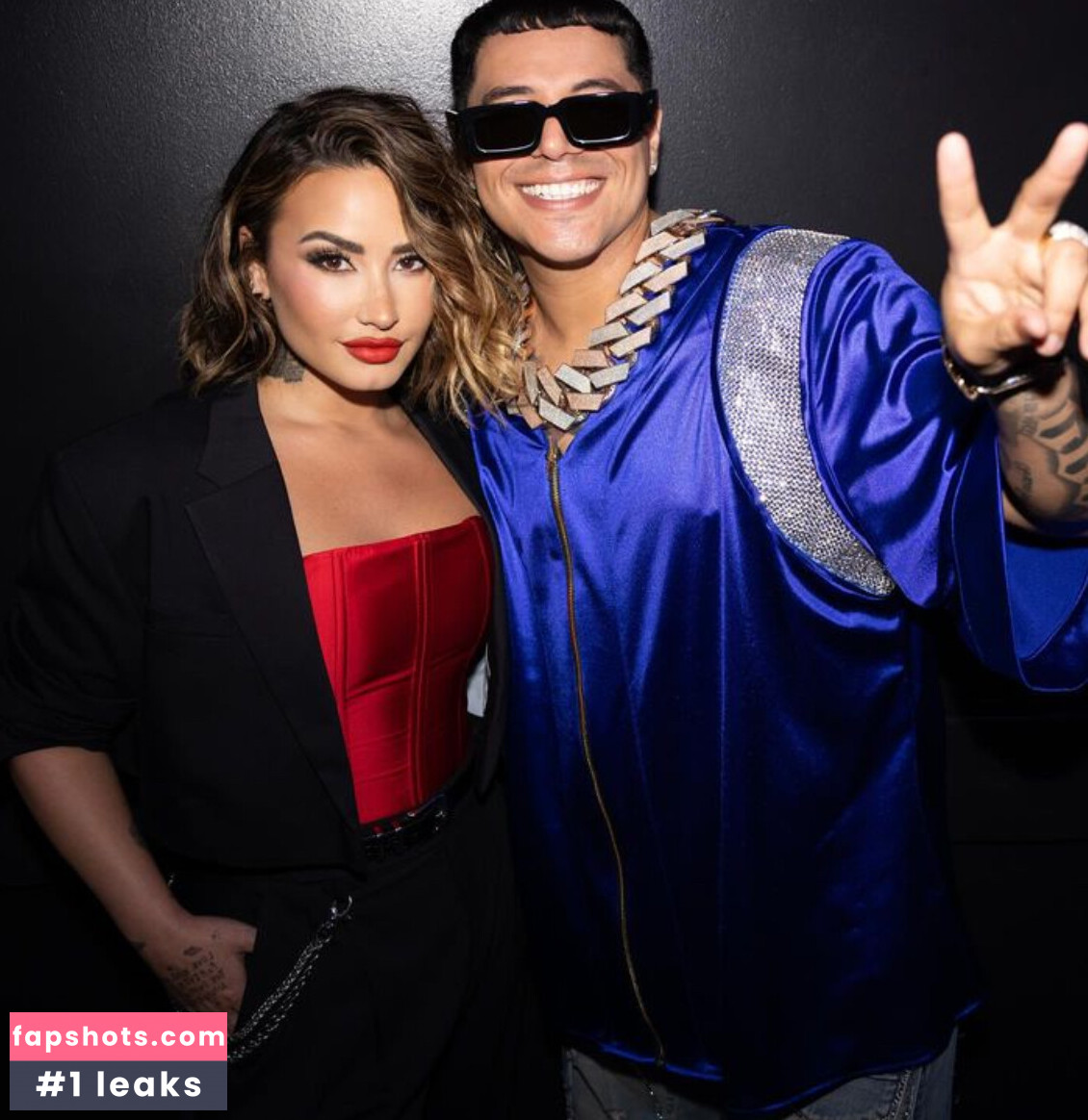 Demi Lovato gallery photo #149