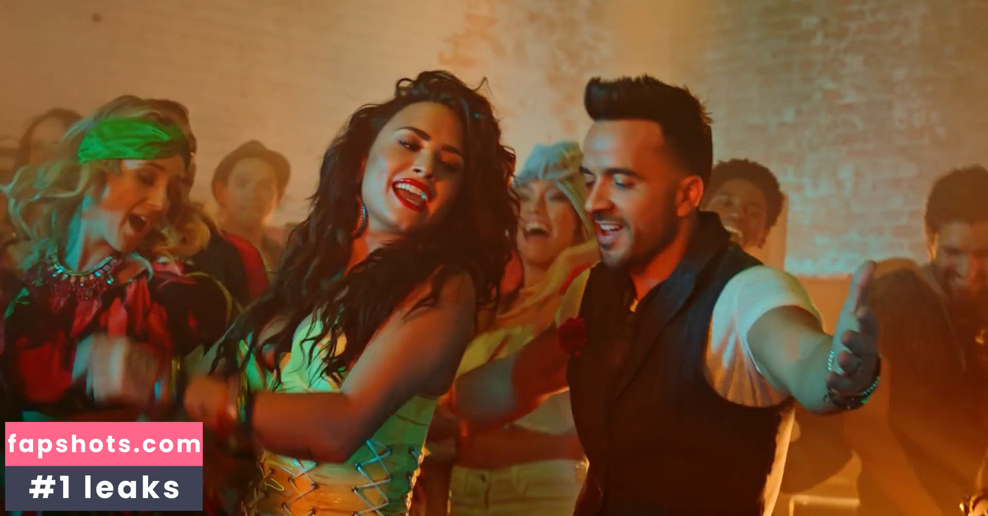 Demi Lovato gallery photo #1482