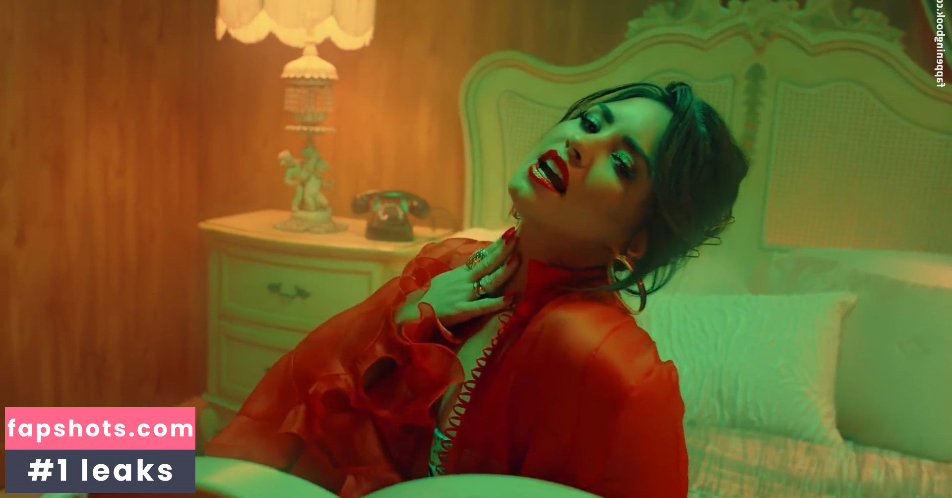 Demi Lovato gallery photo #1493