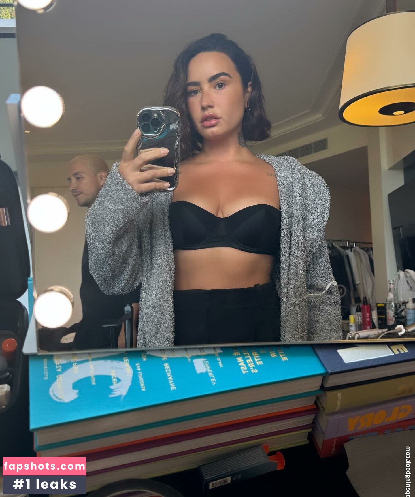 Demi Lovato gallery photo #151