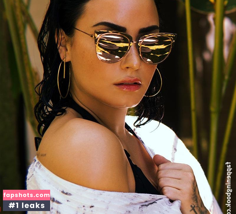 Demi Lovato gallery photo #1562