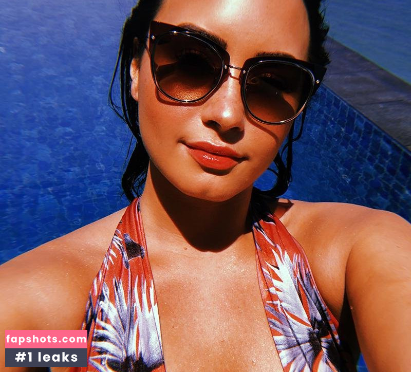 Demi Lovato gallery photo #1564