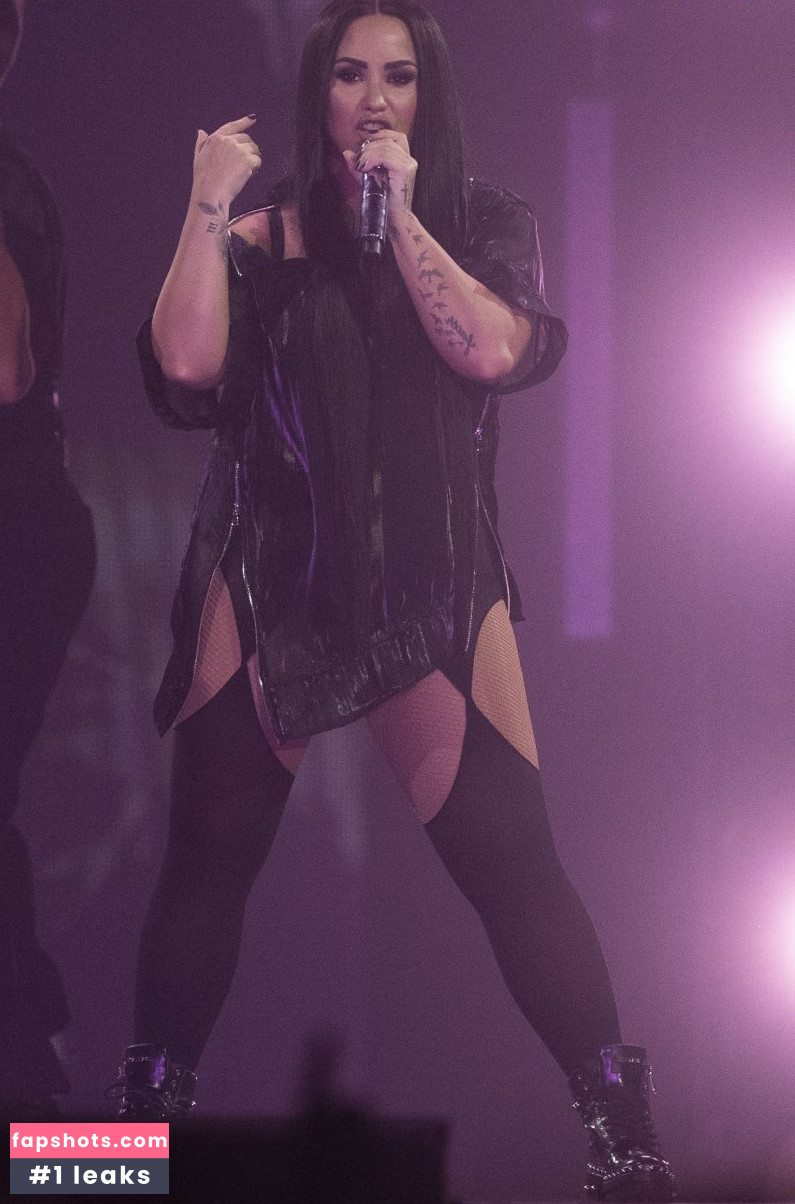 Demi Lovato gallery photo #1605
