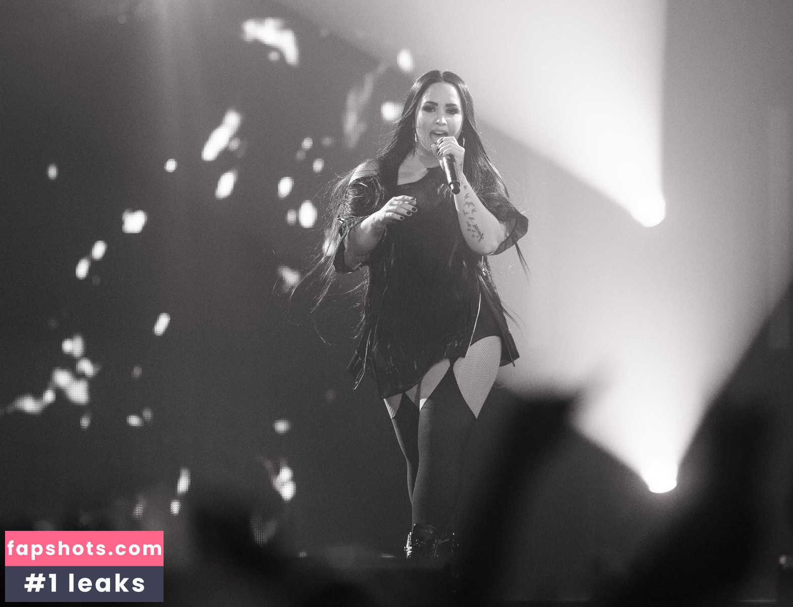 Demi Lovato gallery photo #1636