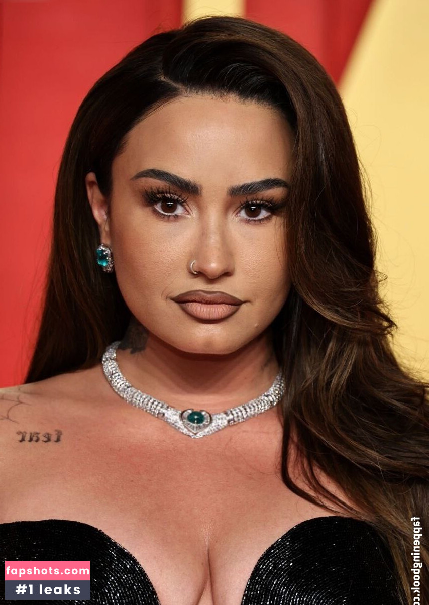 Demi Lovato gallery photo #168