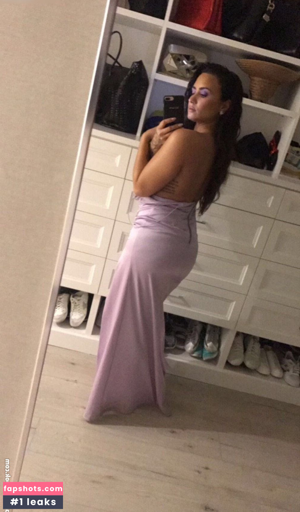 Demi Lovato gallery photo #184