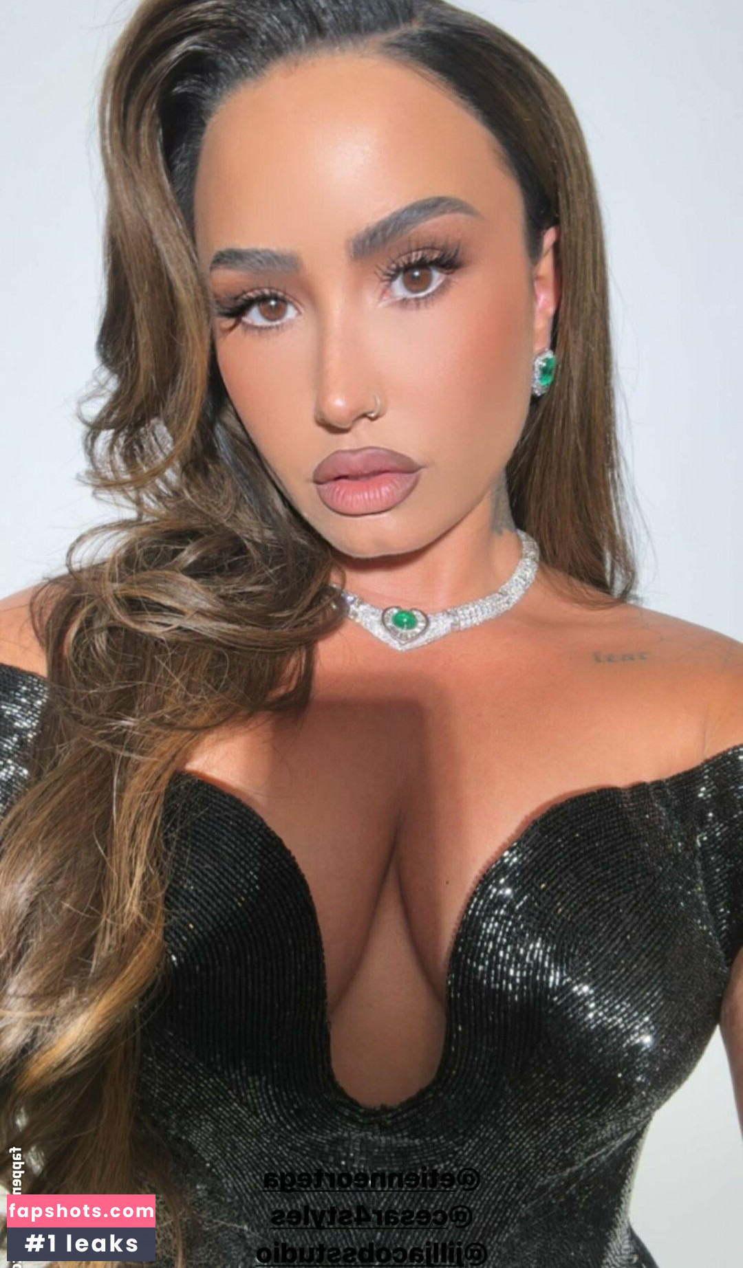 Demi Lovato gallery photo #223