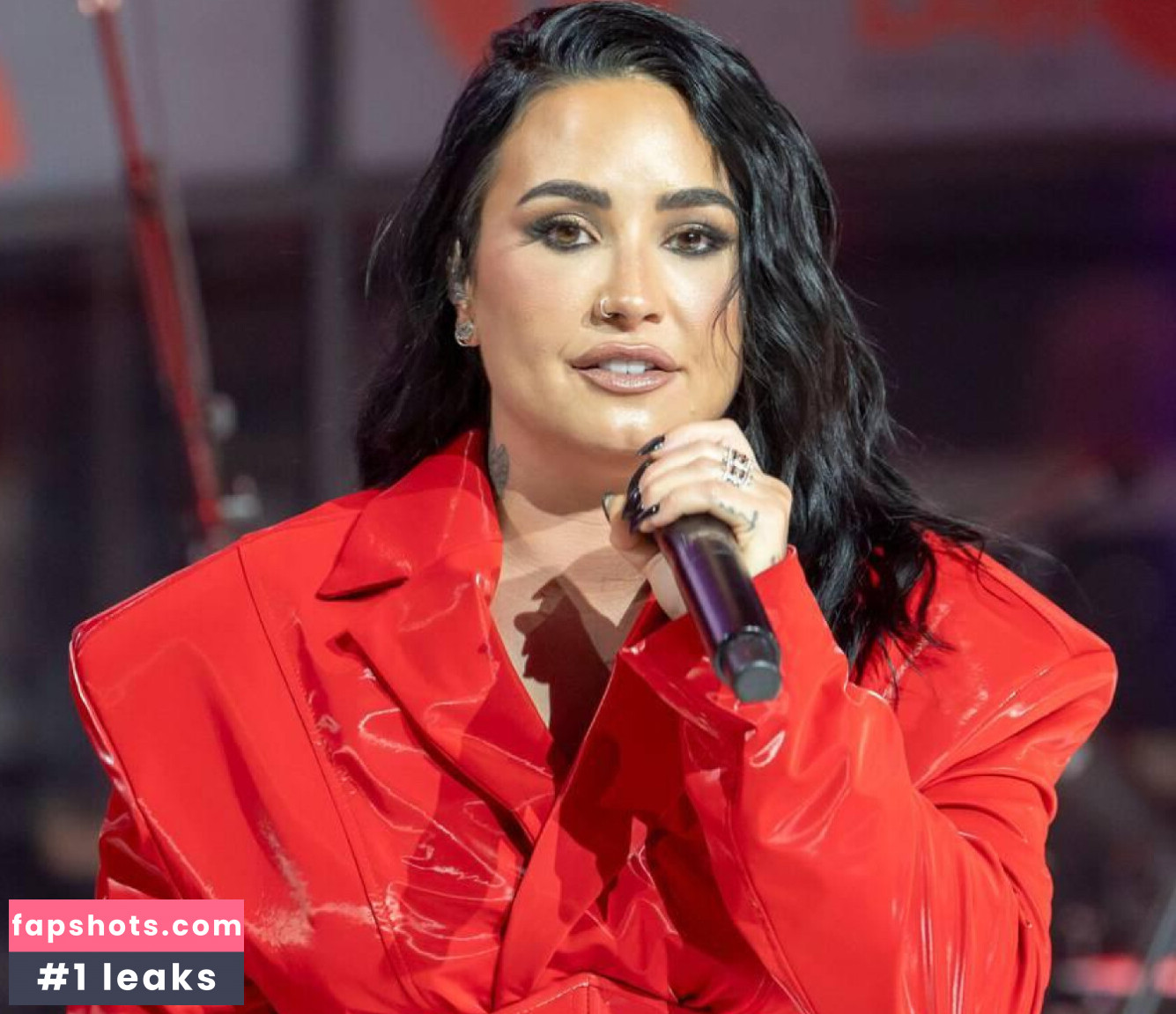 Demi Lovato gallery photo #237