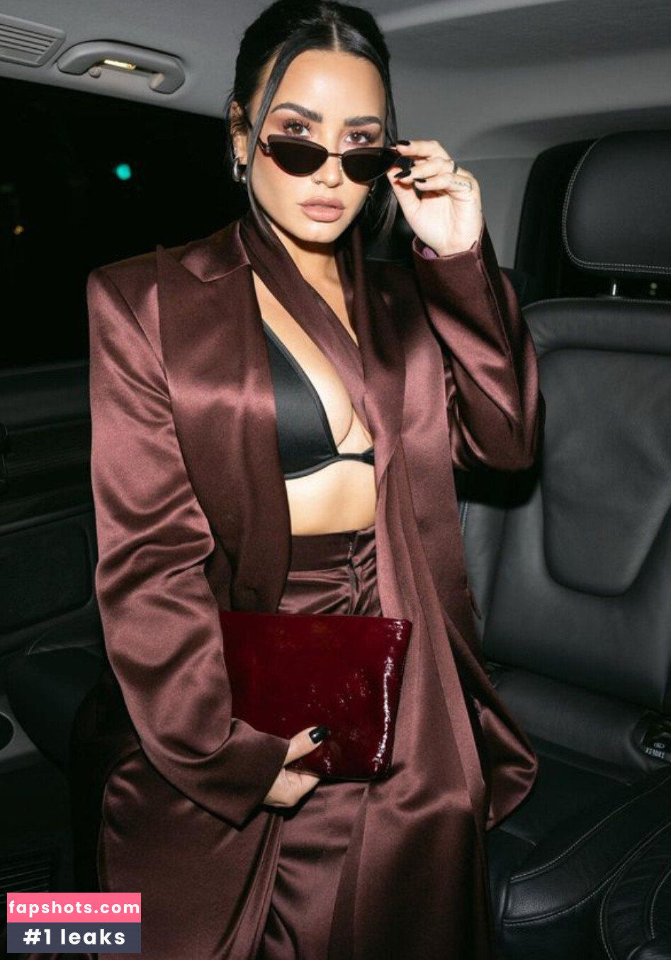 Demi Lovato gallery photo #332