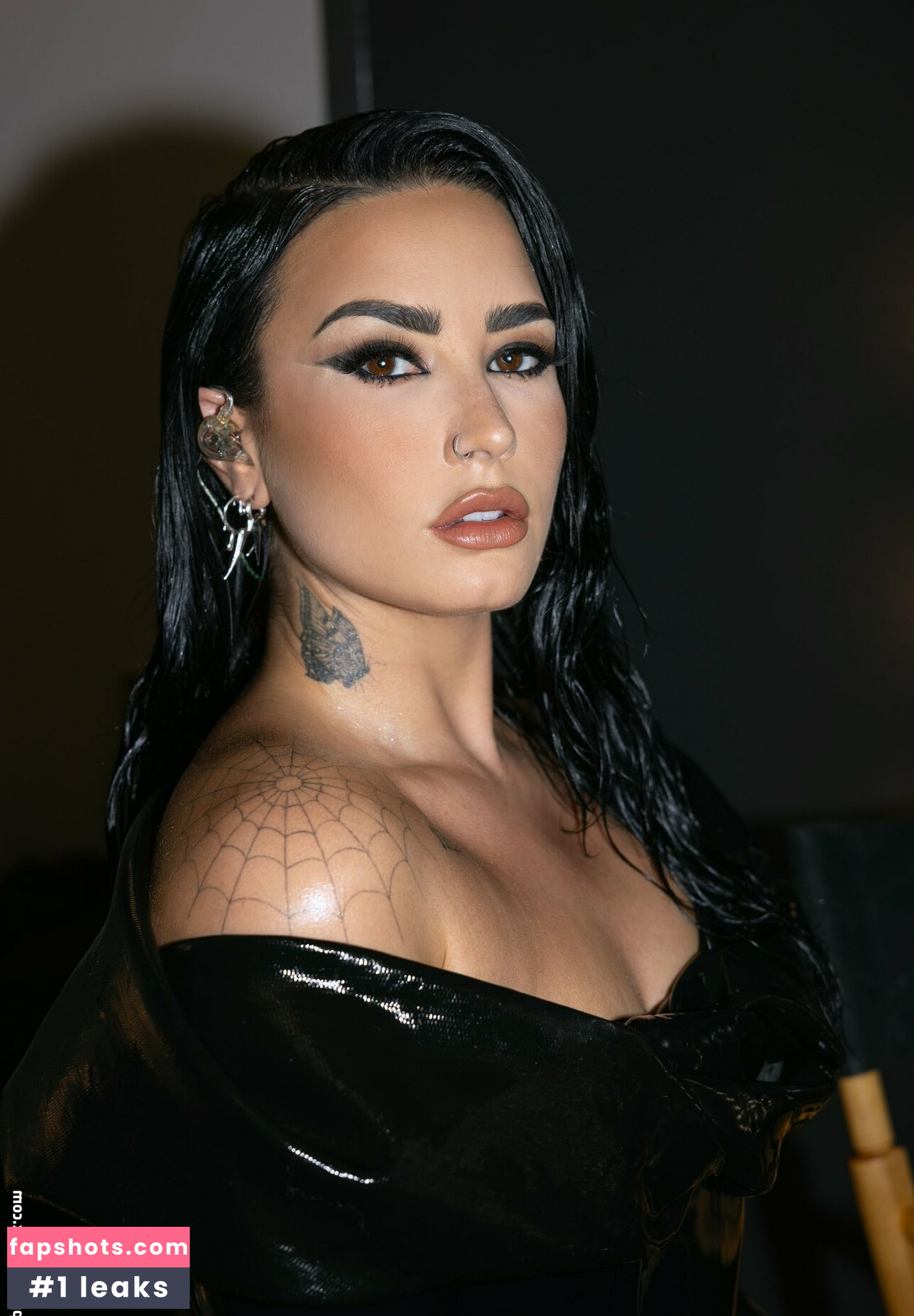 Demi Lovato gallery photo #353