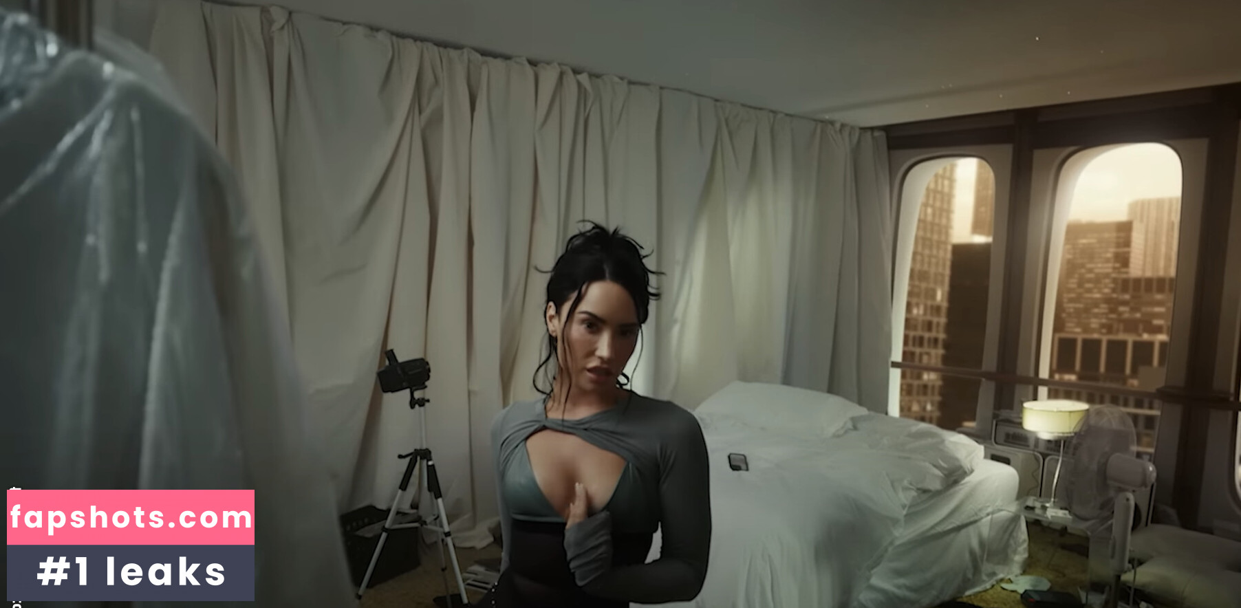 Demi Lovato gallery photo #39