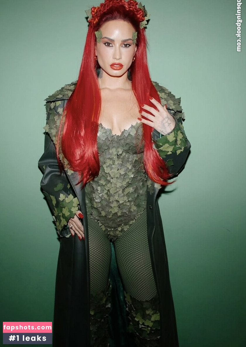 Demi Lovato gallery photo #5