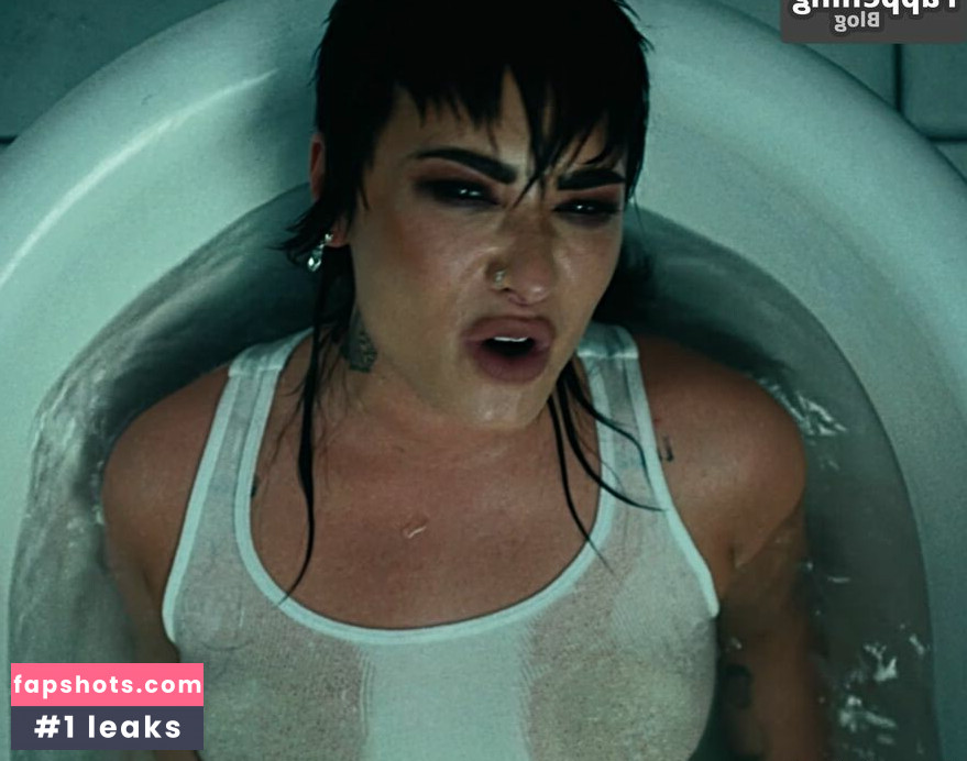 Demi Lovato gallery photo #404