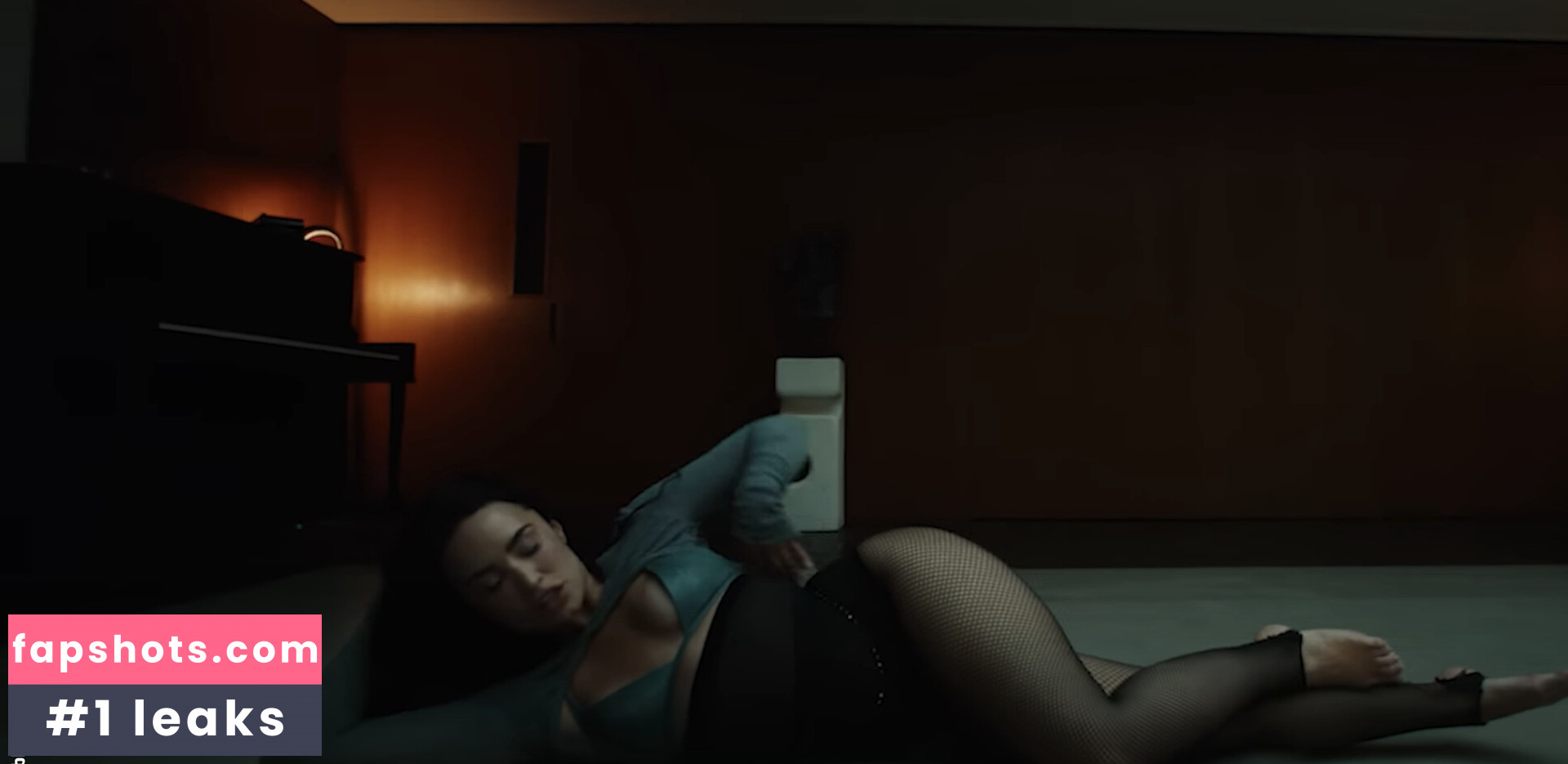 Demi Lovato gallery photo #43