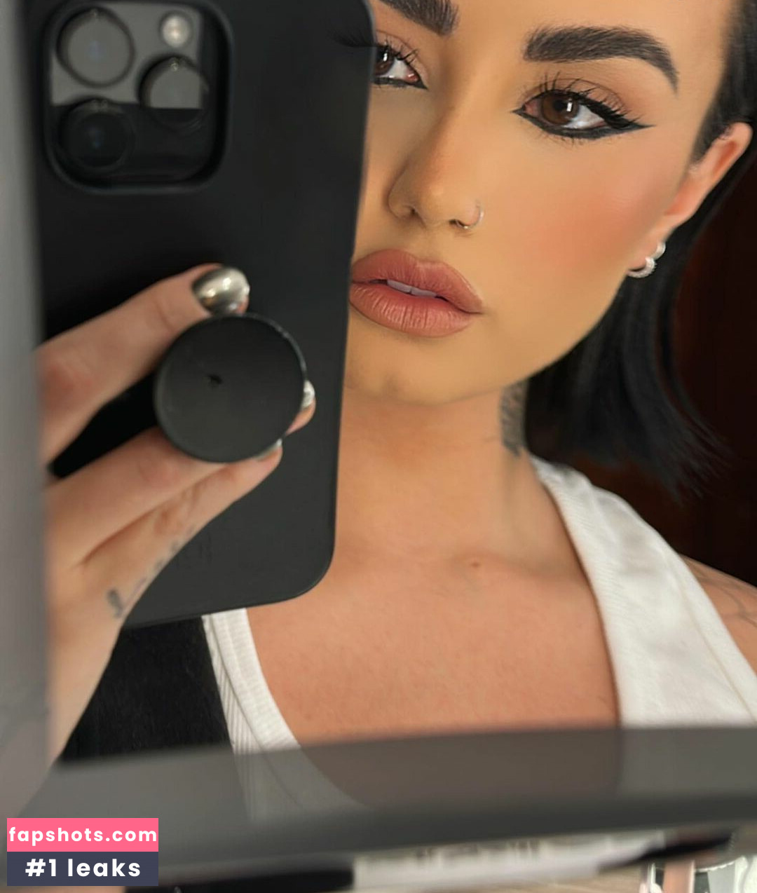 Demi Lovato gallery photo #430