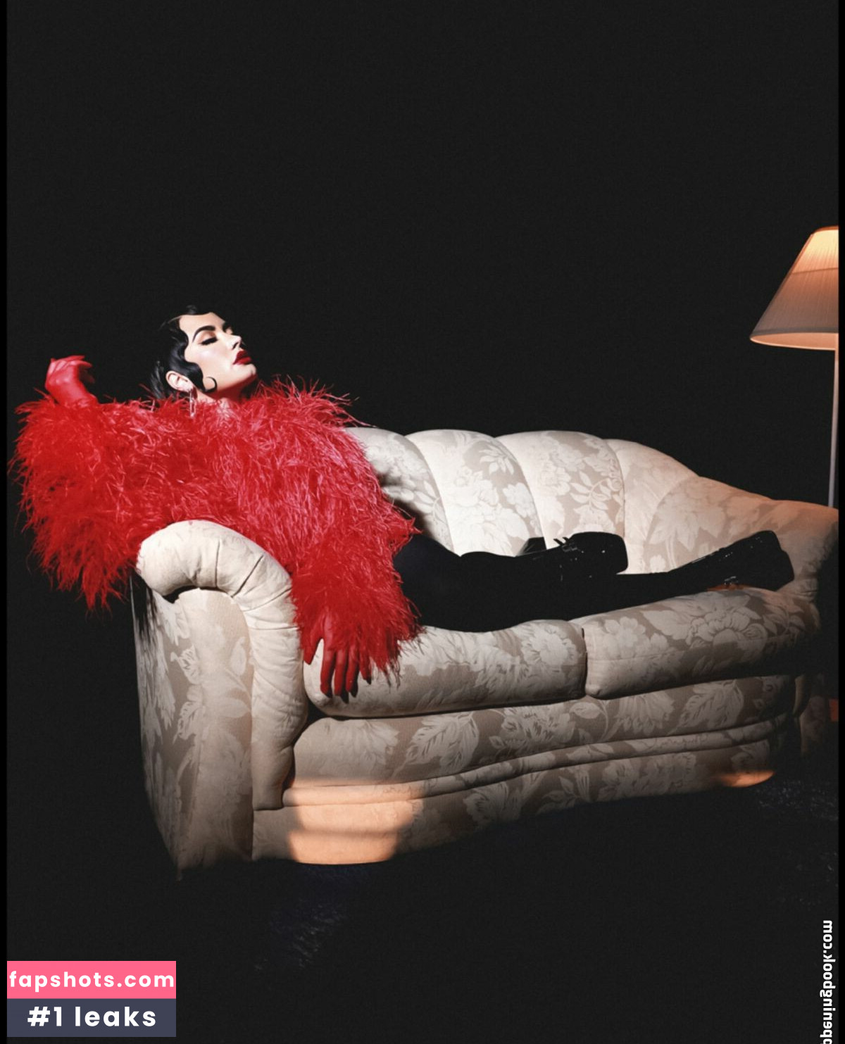 Demi Lovato gallery photo #447