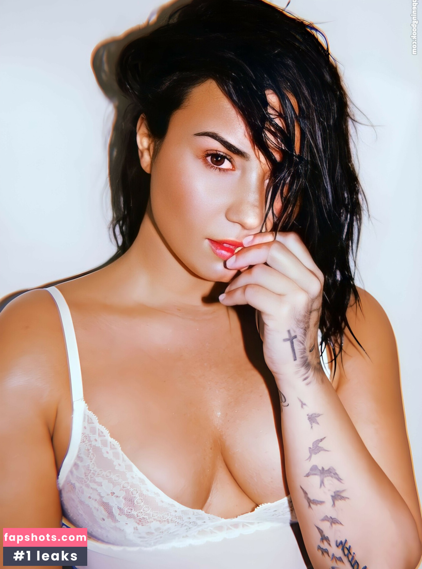 Demi Lovato gallery photo #485