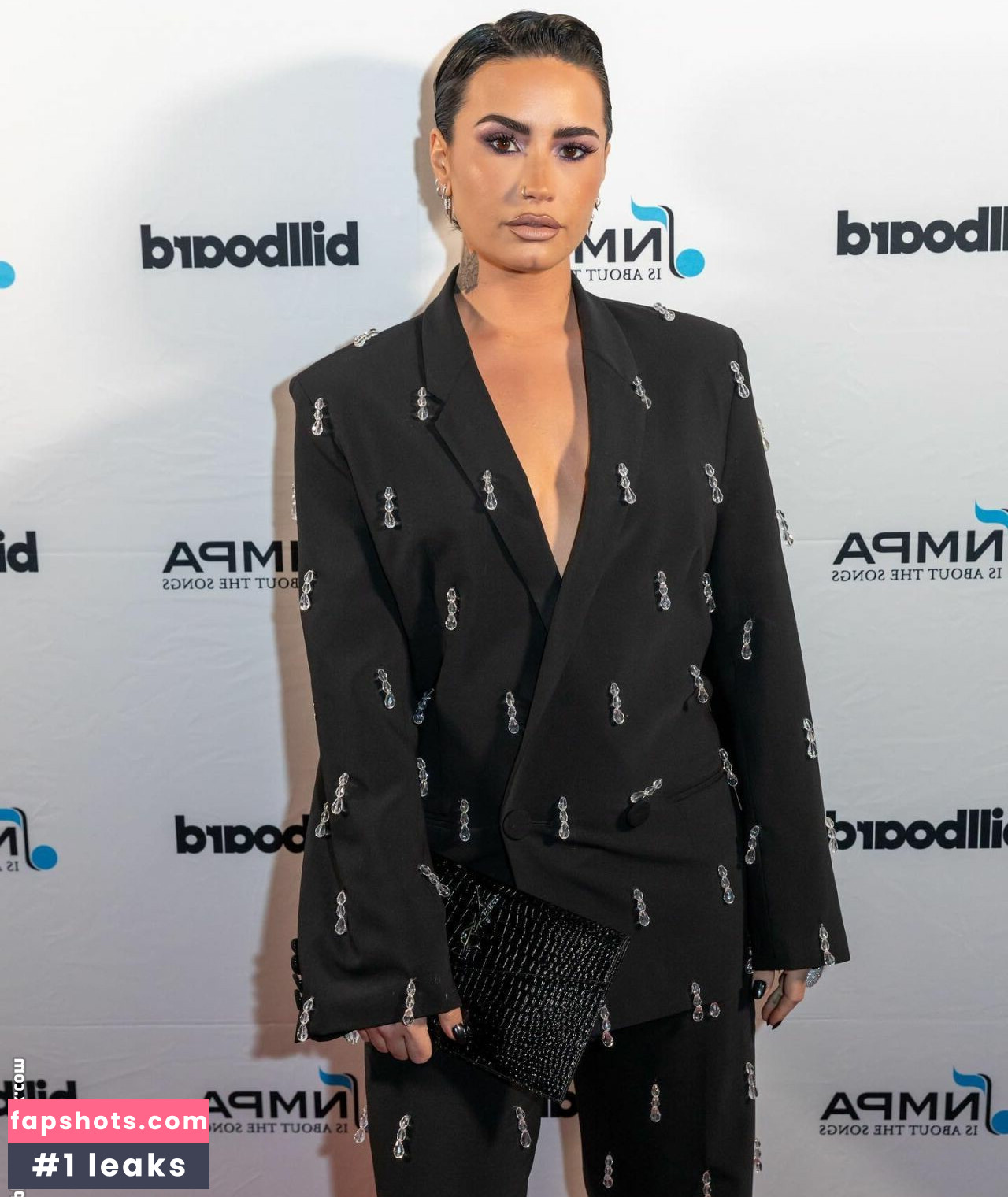 Demi Lovato gallery photo #525